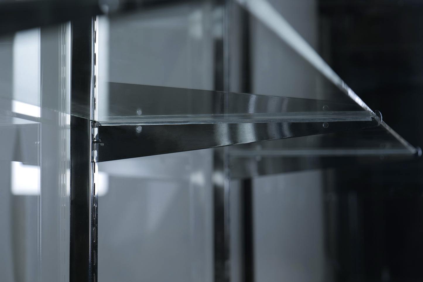 Extra Vision Display 70" Glass Showcase Aluminum Frame Glass Shelving/GS6